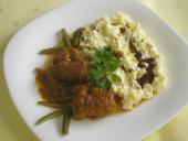 Odresci u umaku od kupinovog vina